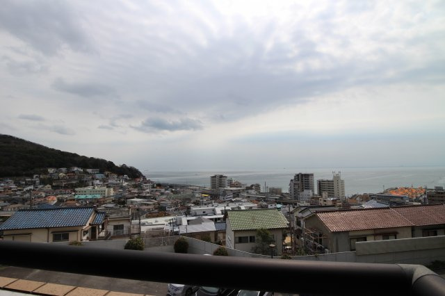 ハイツレインボー塩屋の展望