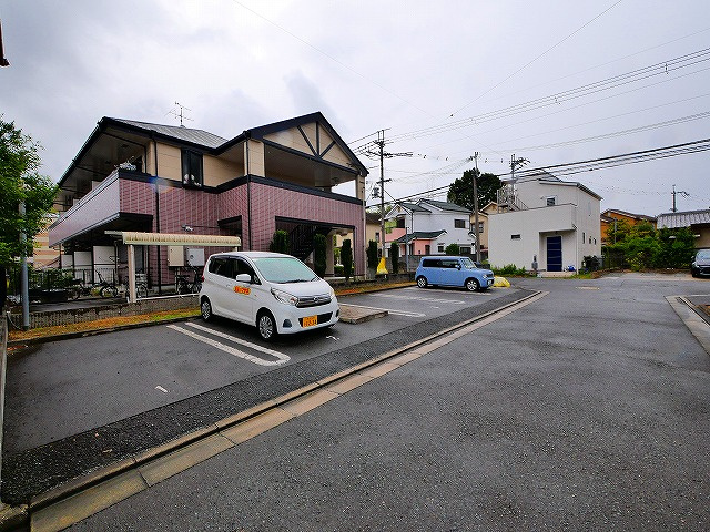 アルカザーレMの駐車場|駐車場完備です