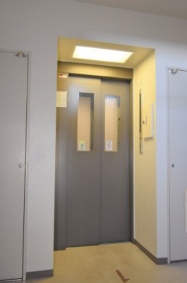 【エントランス】 | ラポール中の島 | エレベーターで１０階へ