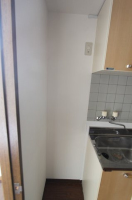 【設備】 | エイカーズ旭ヶ丘 | 冷蔵庫置場