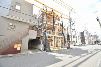 【前面道路含む現地写真】 | 現地見学や資料請求などお気軽にお問合わせ下さい
周辺環境とあわせて現地ご案内致します。
