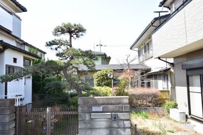 【展望】 | 小平市小川町1丁目　中古戸建　 | 日本庭園を思わせる庭スペース。帰ってくるだけで落ち着きと癒しを味わうことが出来ます。