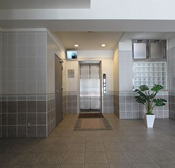 【エントランス】