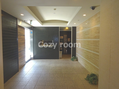 【ロビー】 | パークフラッツ緑地公園 | ゆとりのあるモダンなロビーです。