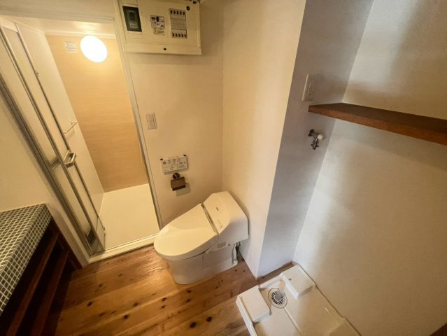 ブリケエクセランスのトイレ|落ち着いたトイレです