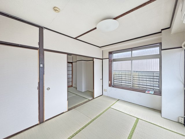 天王マンションの和室