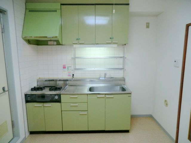 エルミ大森中央のキッチン