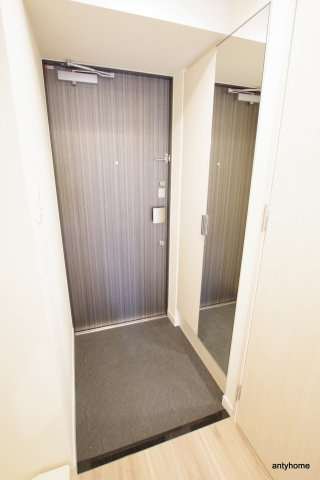 プレサンス松屋町ヴェルデス 仲介手数料無料の玄関