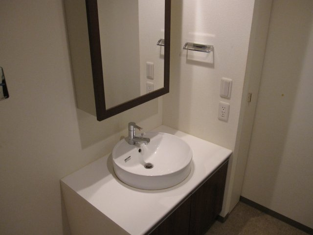 プライムメゾン南2条の独立洗面台
