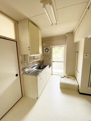 【キッチン】 | ヴィラナリー由良1