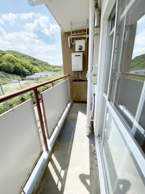 【バルコニー】 | ヴィラナリー由良1