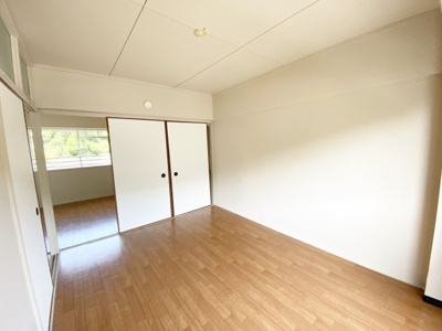 【居間・リビング】 | ヴィラナリー由良1