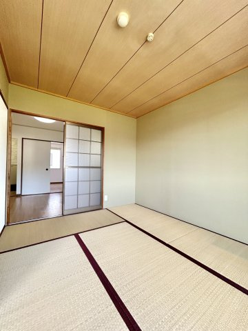 エル内原の和室