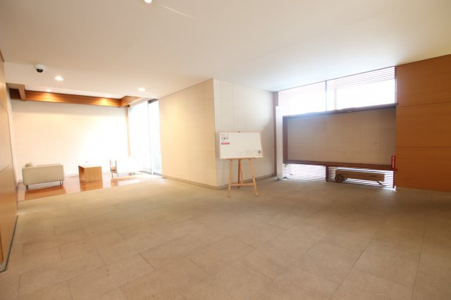 コスモ田端ロイヤルフォルムのロビー