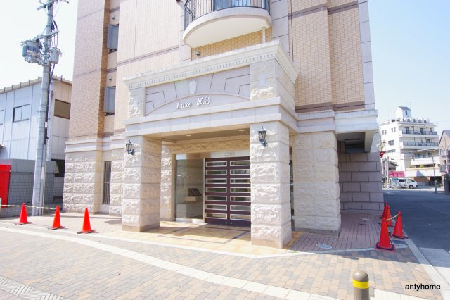 Uresidence京橋(旧:ラグゼ都島)　仲介手数料無料のエントランス