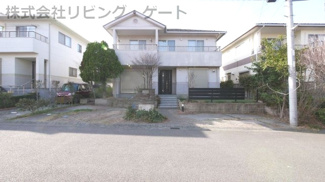 【外観】 | カースペースは2台分