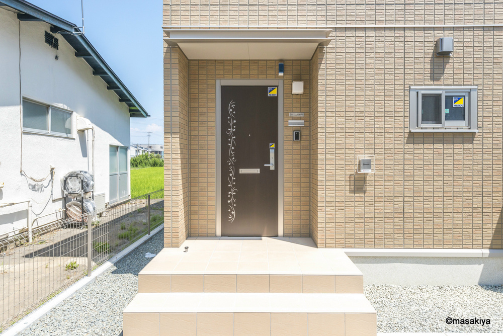 ライスフィールド高田のエントランス|玄関
