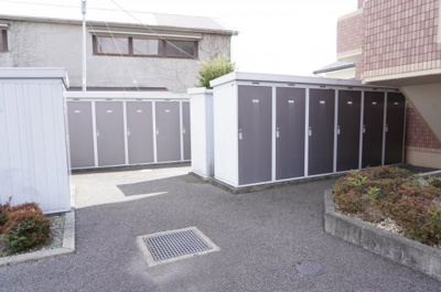 【その他】 | アンビシオン | トランクルーム