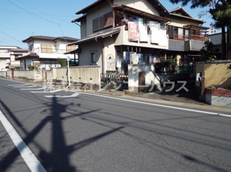 【前面道路含む現地写真】