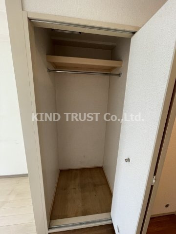 ユーパレス天満の収納|奥行きのある収納スペースです