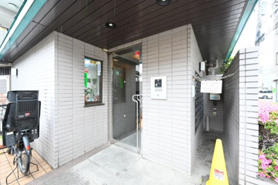 【エントランス】 | 三軒茶屋リリエンハイム