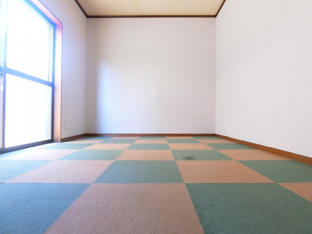 丈六貸家の寝室