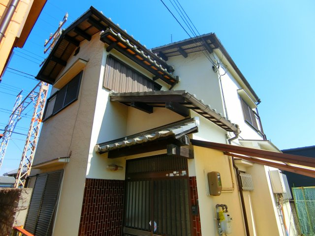 丈六貸家の外観