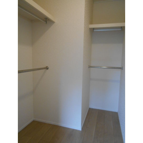 メゾン・ルーセス(MAISON・LUCESS) の収納