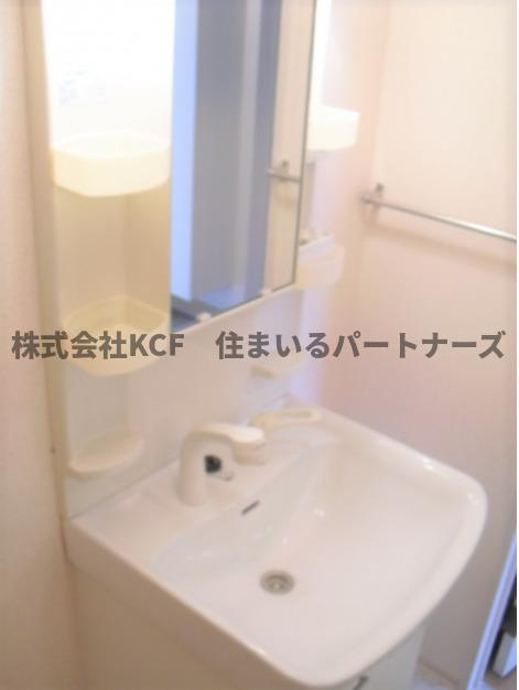 グロワール東合川の洗面所|広い洗面スペース