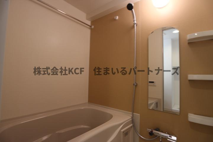 ボワットブランシュの浴室|日々の疲れを癒すお風呂付です
