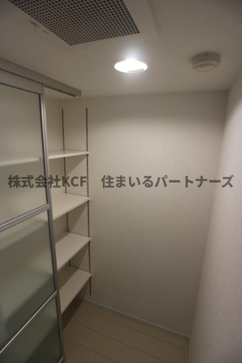 ボワットブランシュの内装|収納のためのスペースです