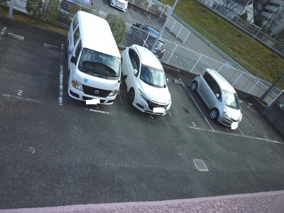 【駐車場】 | コンプリチェKATAYAMA