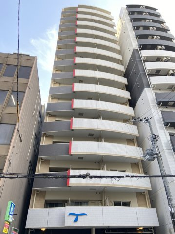 セレニテ堺筋本町プリエの外観