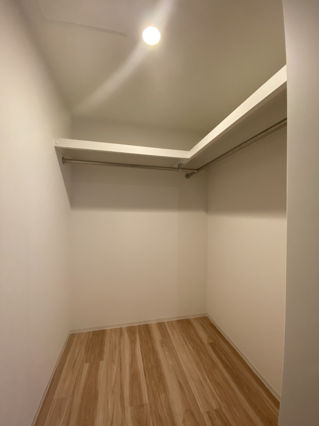 セレニテ堺筋本町プリエの収納