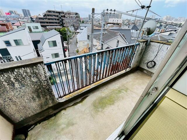天王マンションのバルコニー