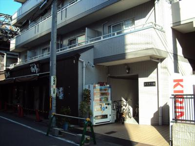 ルミナス錦のエントランス