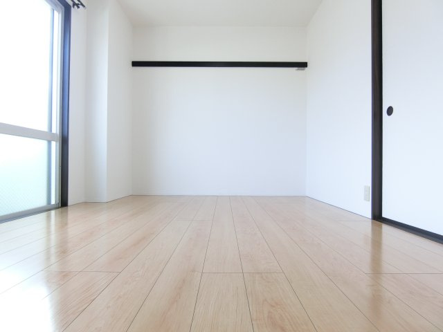 ステージパティオの洋室