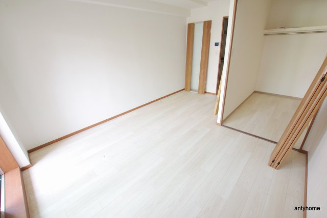 Kaunis都島 仲介手数料無料の居間・リビング