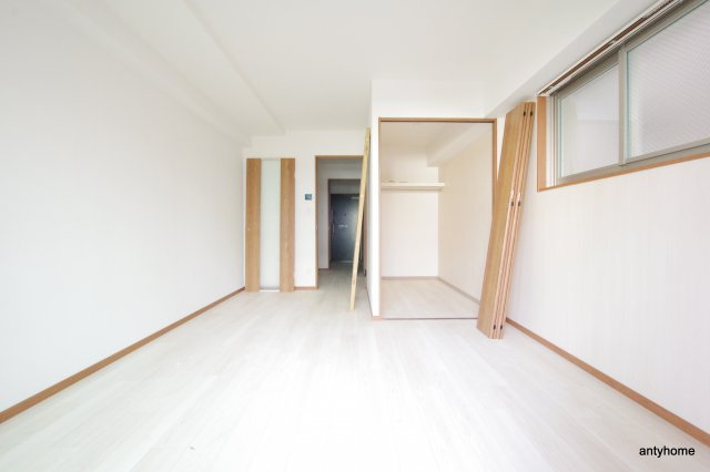 Kaunis都島 仲介手数料無料の居間・リビング