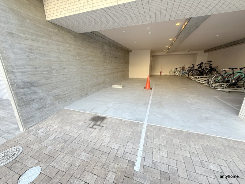 Kaunis都島 仲介手数料無料の駐車場