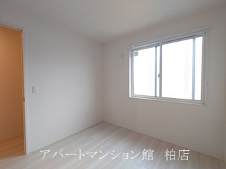 【洋室】 | プリムヴェール