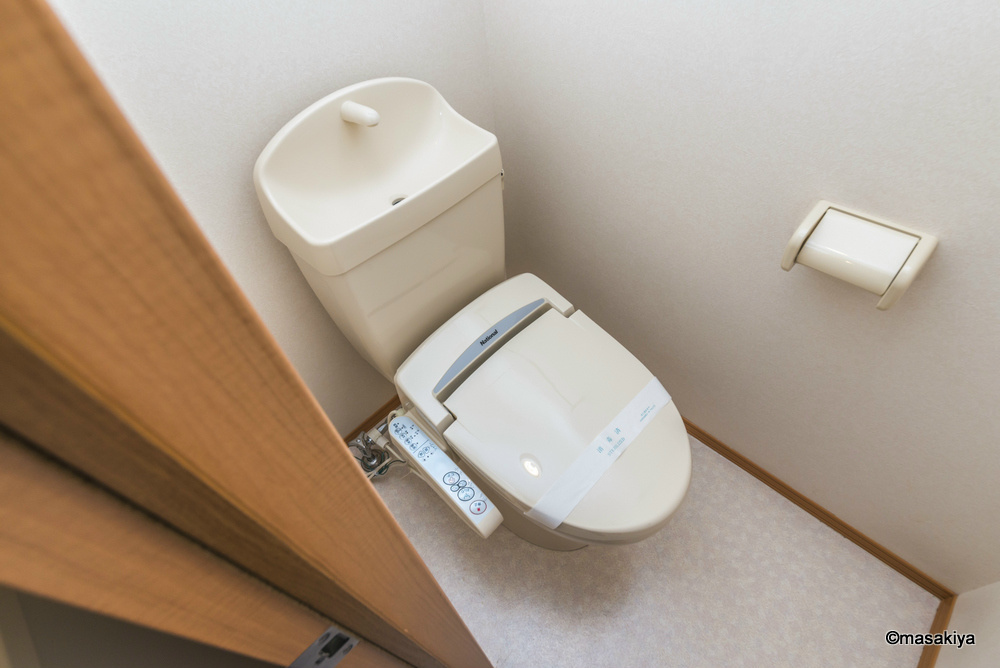 マウンテンハウスのトイレ|トイレ　ウォシュレット付き。