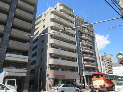 アルテハイム二条城の外観