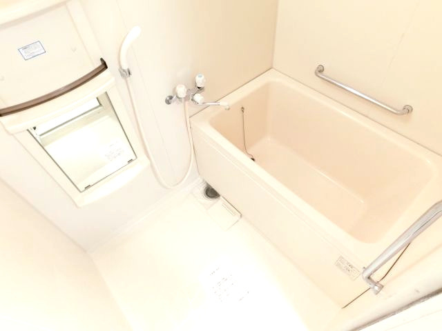 ボヌール錦織公園の浴室