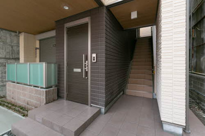 【エントランス】 | シャーメゾン萬町