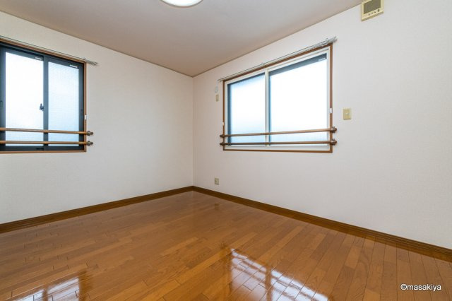 グランコスモ竹内の洋室