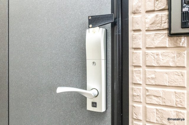 グランコスモ竹内のエントランス|カードキー