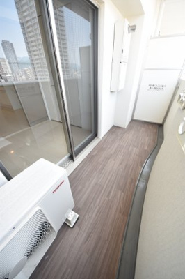 【バルコニー】 | セレニテ神戸元町