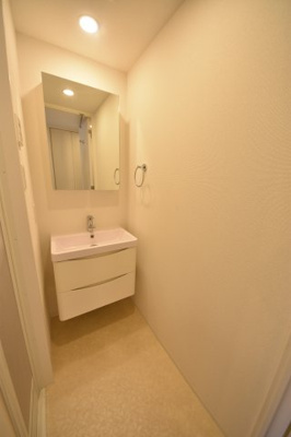 【洗面所】 | セレニテ神戸元町