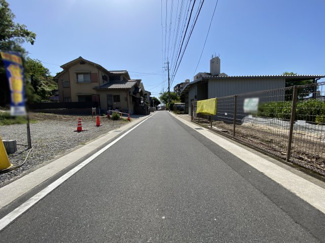 【前面道路含む現地写真】